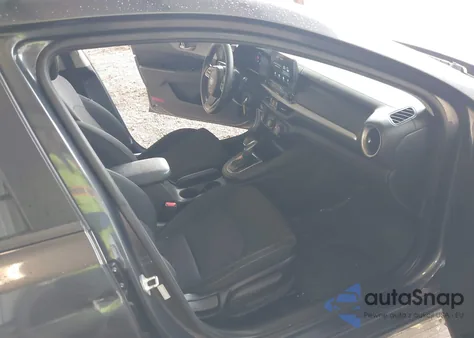 2021 Kia Forte Lxs z USA, uszkodzony, nr VIN 3KPF24AD7ME350378